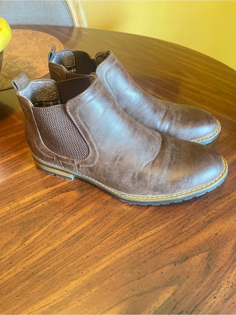 Bruno Marc versatile brown
